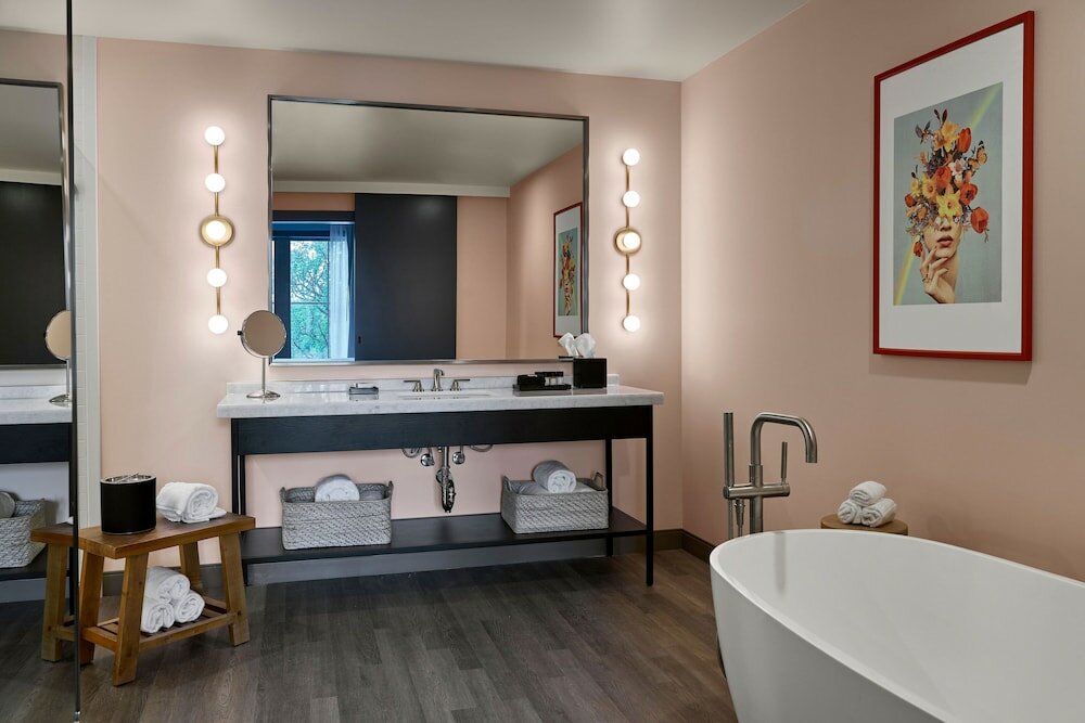 Фото The Memphian, a Tribute Portfolio Hotel