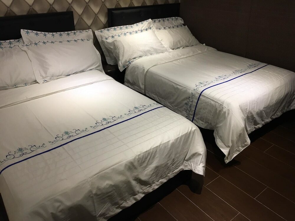 Фото California Hotel