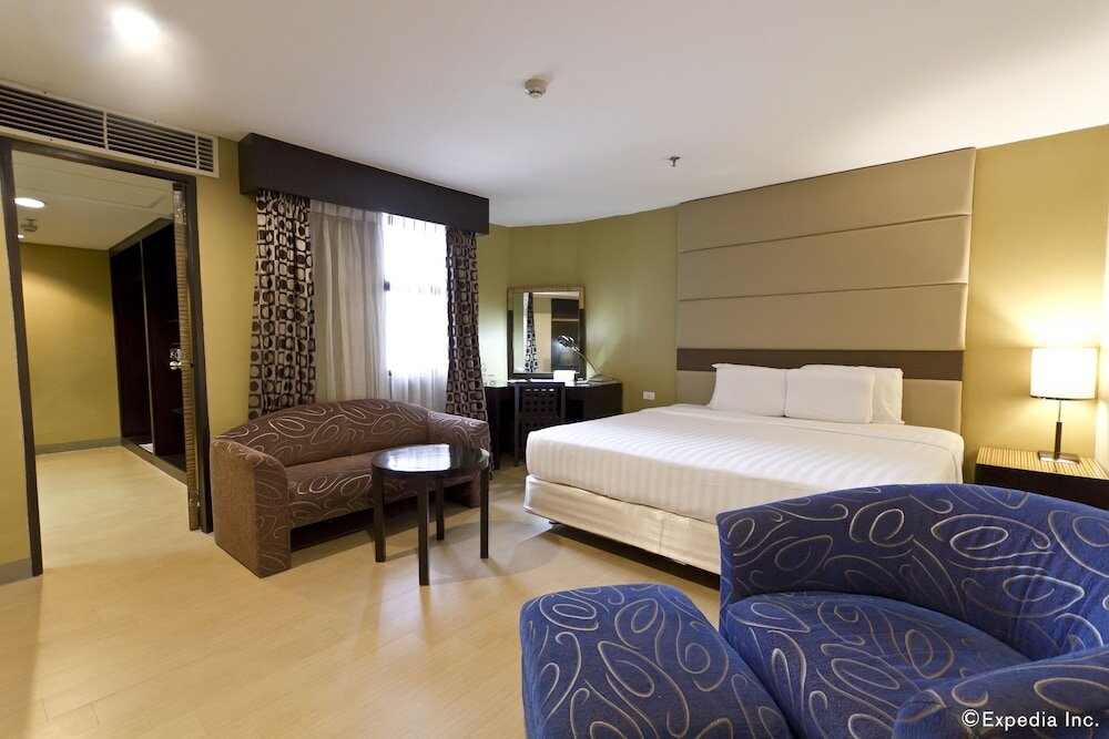 Фото Summit Circle Cebu