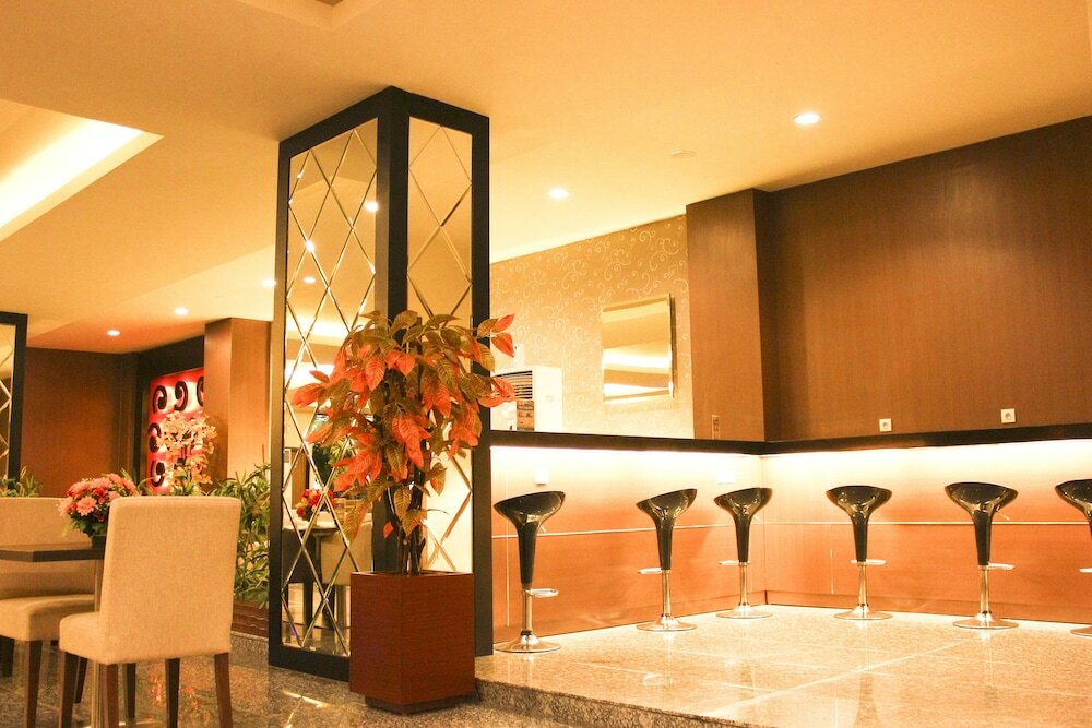 Фото Grand Asia Hotel