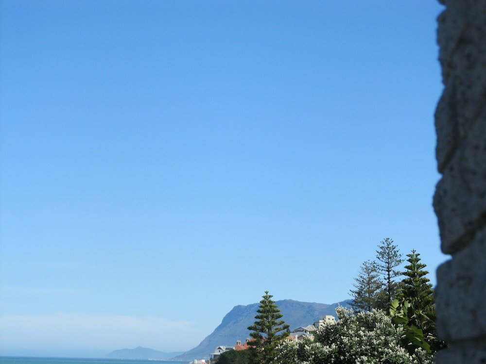 Фото Bluebottle Guest House