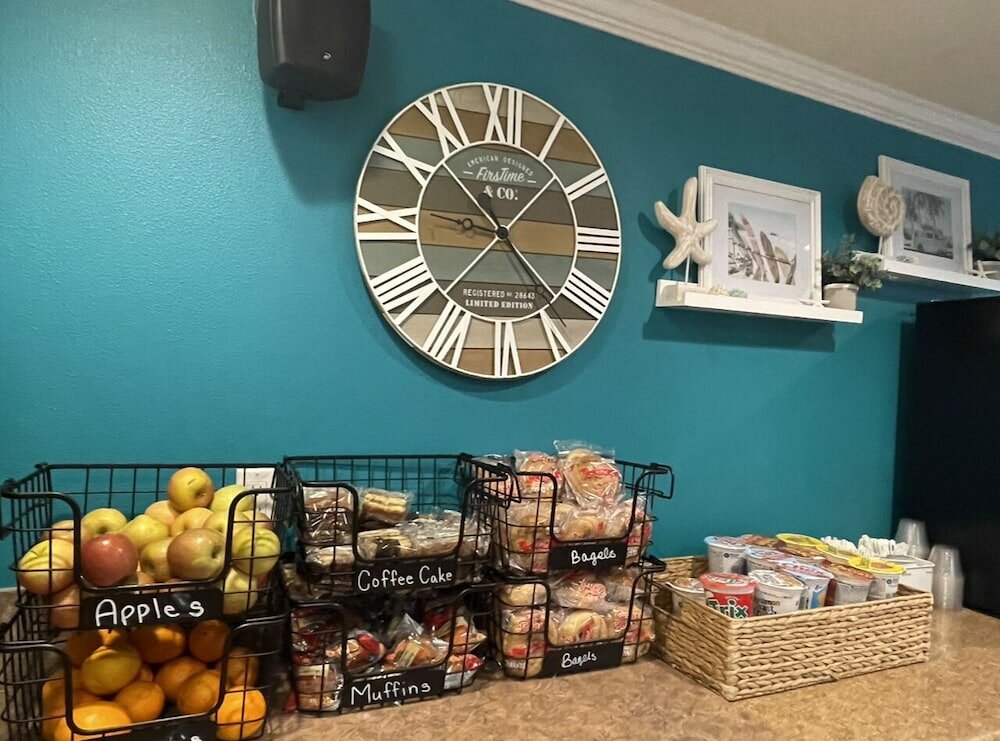 Фото Hi-Tide Oceanfront Inn