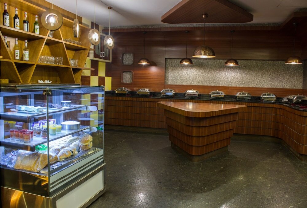 Фото Ni Ambaari Suites