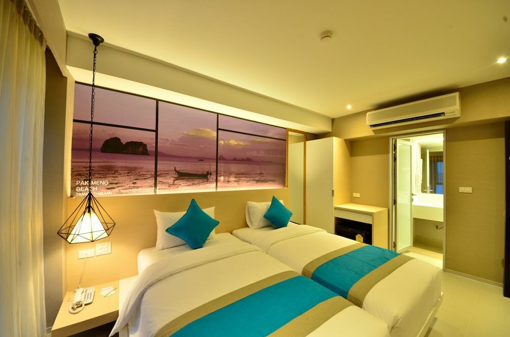 Фото Bizotel Premier Hotel & Residence