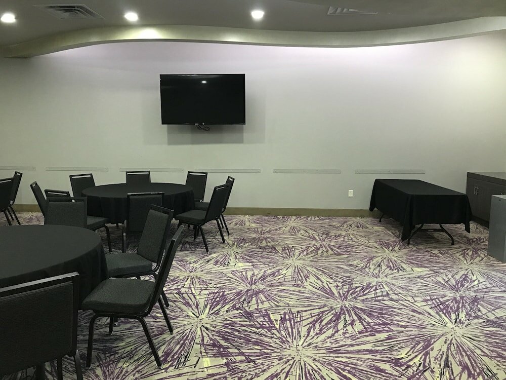 Фото Holiday Inn Express & Suites Garland E - Lake Hubbard I30, an Ihg Hotel