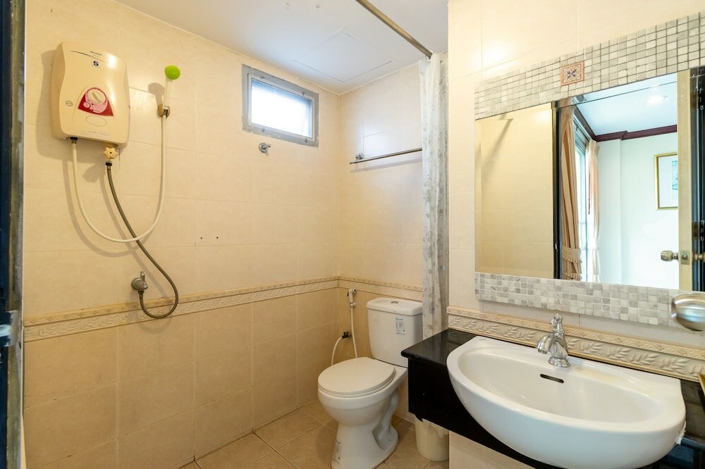 Фото Chomsin Hua Hin Hotel