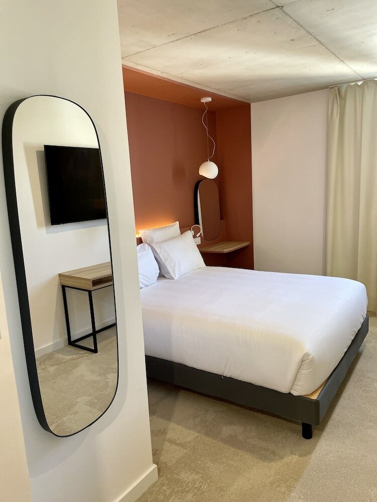 Фото Golden Tulip Martigues Provence