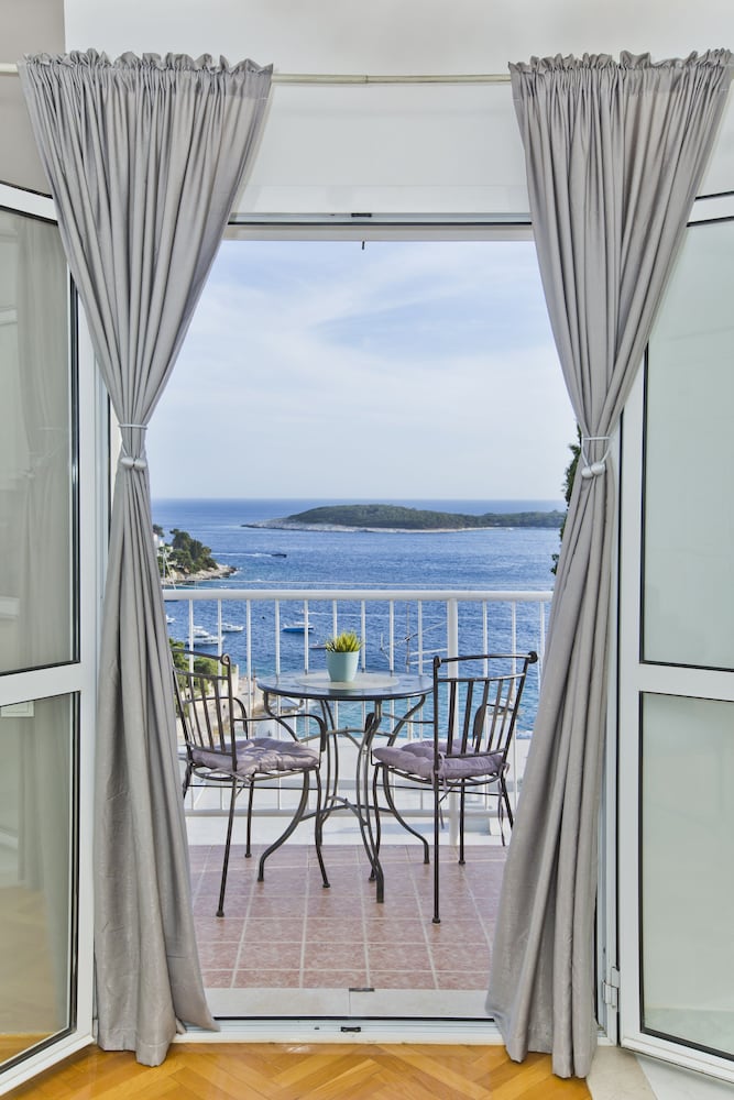 Фото Villa Milton Hvar