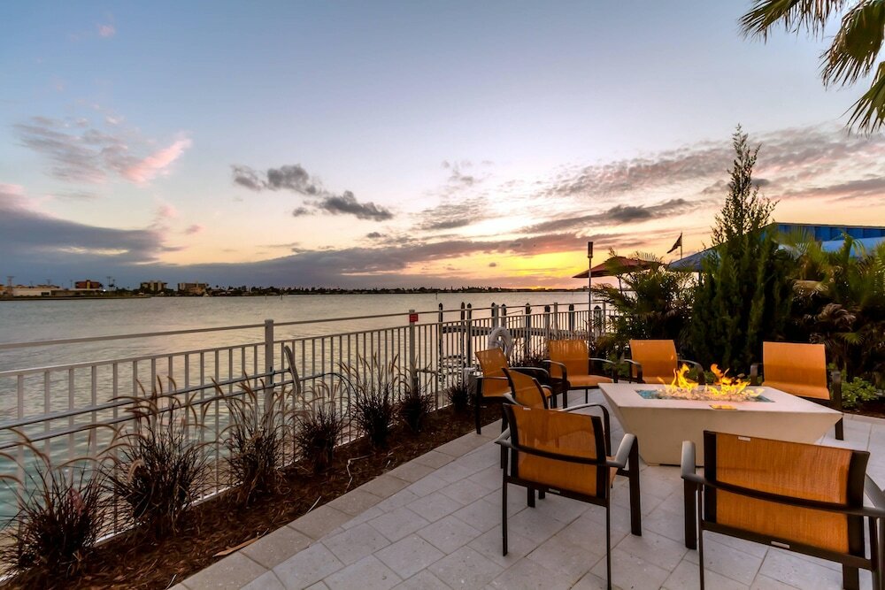 Фото Courtyard St. Petersburg Clearwater/Madeira Beach