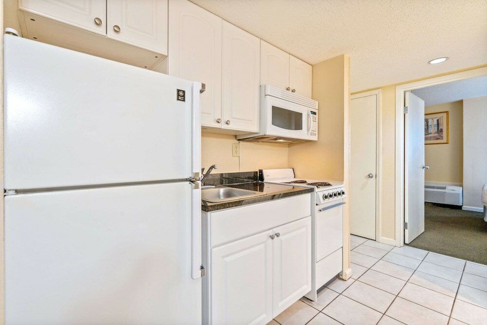 Фото The Caravelle Resort