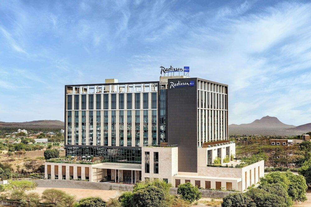 Фото Radisson Blu Hotel & SPA, Nashik