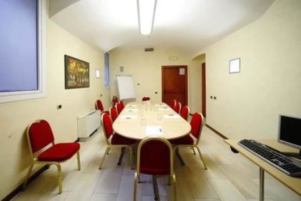 Фото Terminal Hotel