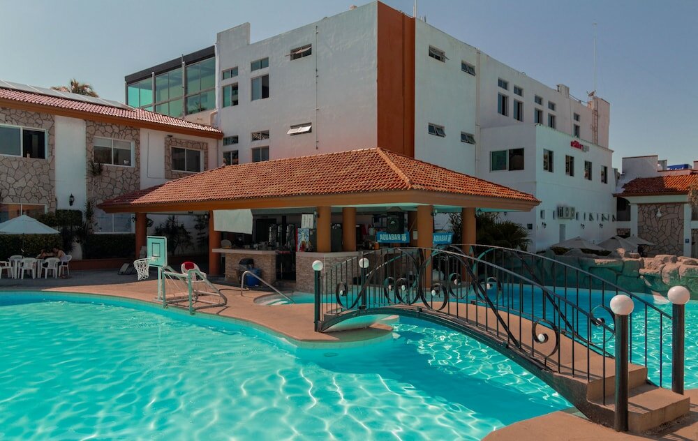 Фото Hotel Maria Isabel