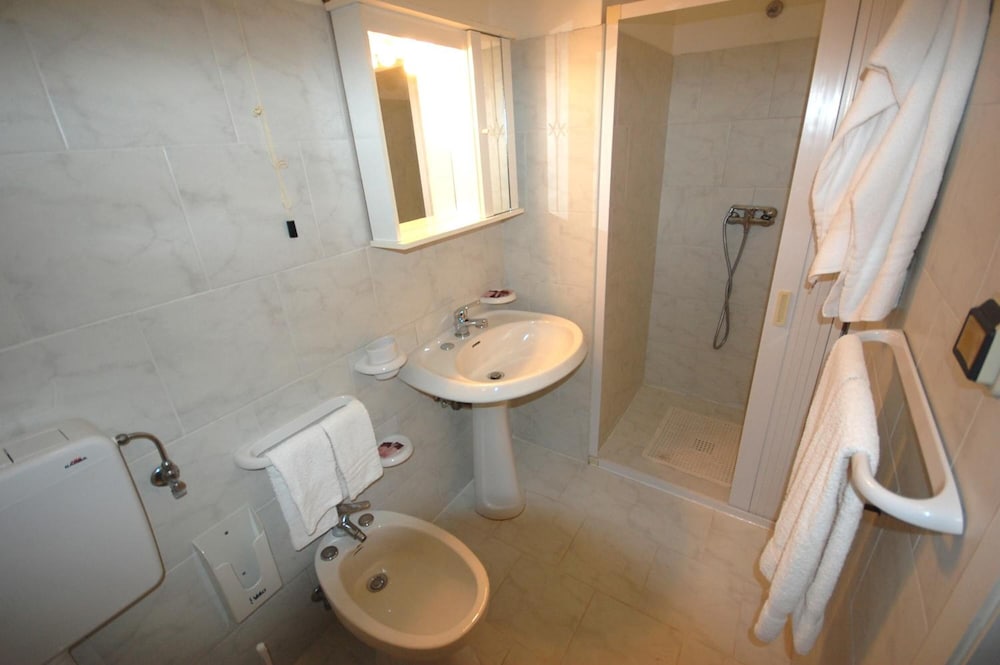 Фото Albergo Del Santuario