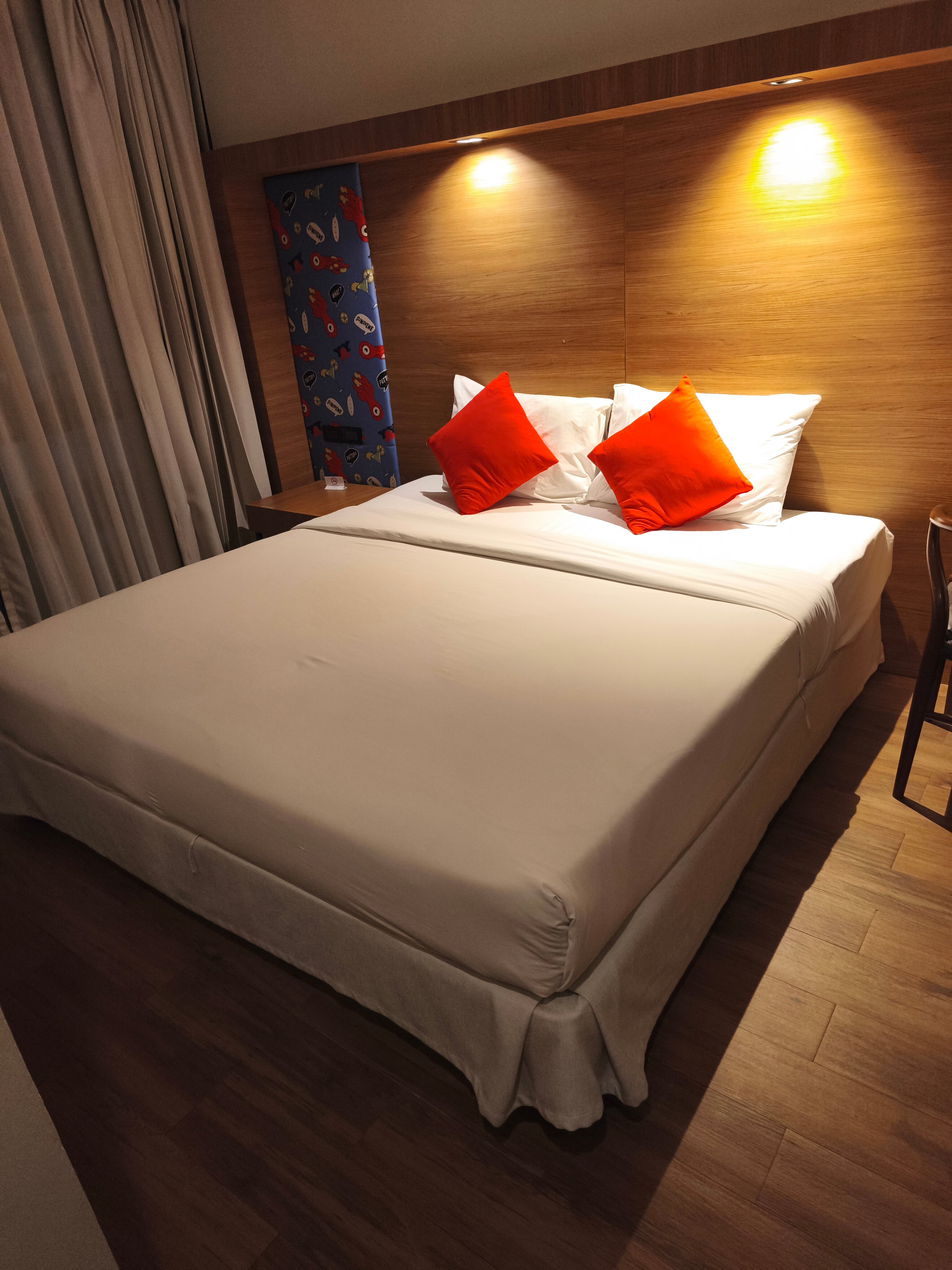 Фото Sunshine Hip