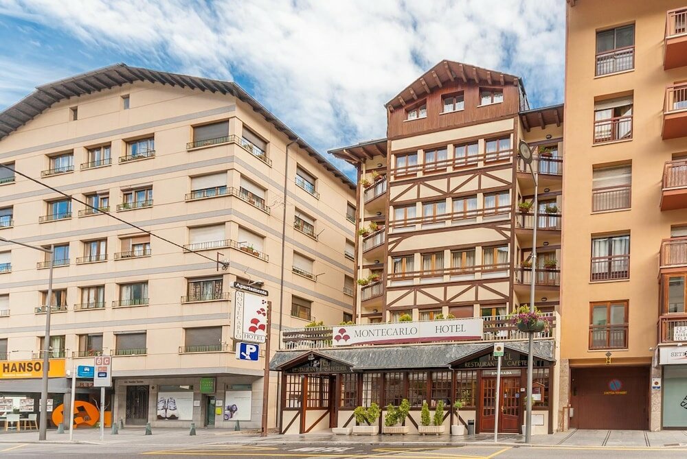 Фото Hotel Montecarlo