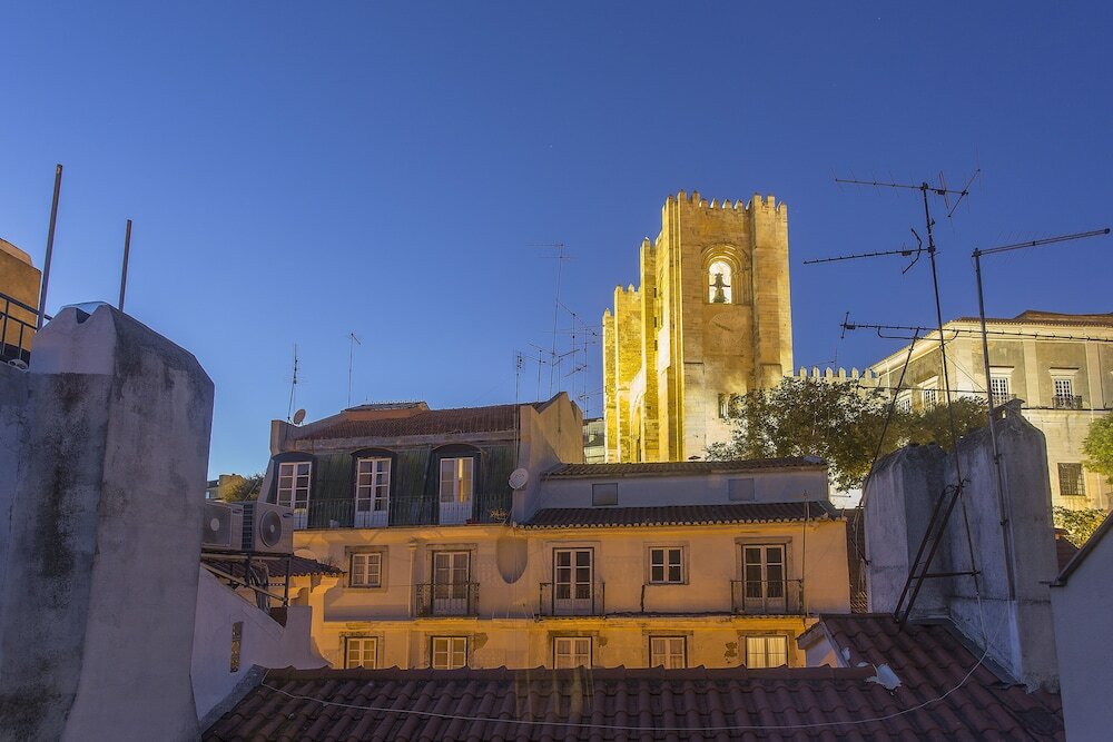 Фото Emporium Lisbon Suites