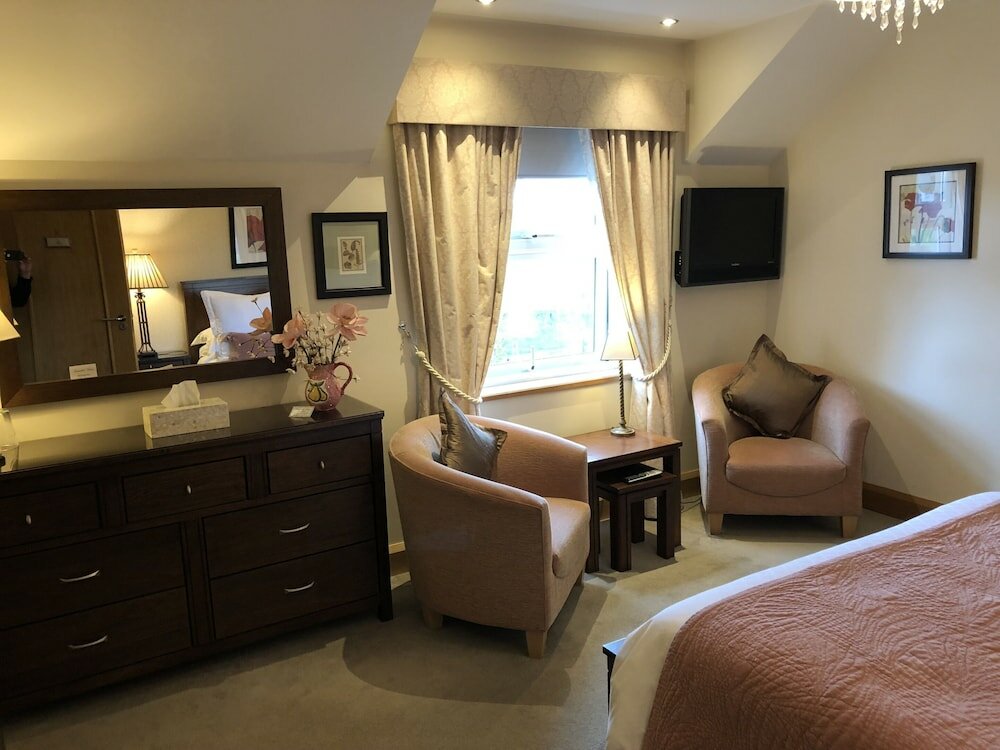 Фото Crowfield House