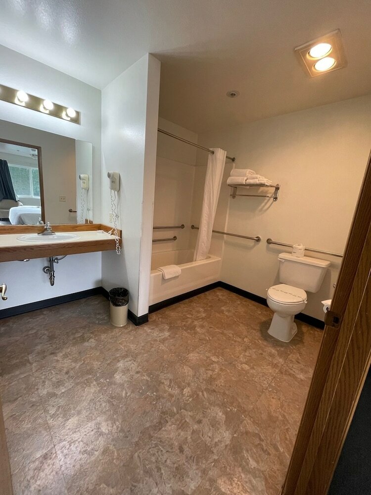 Фото Fairground Inn