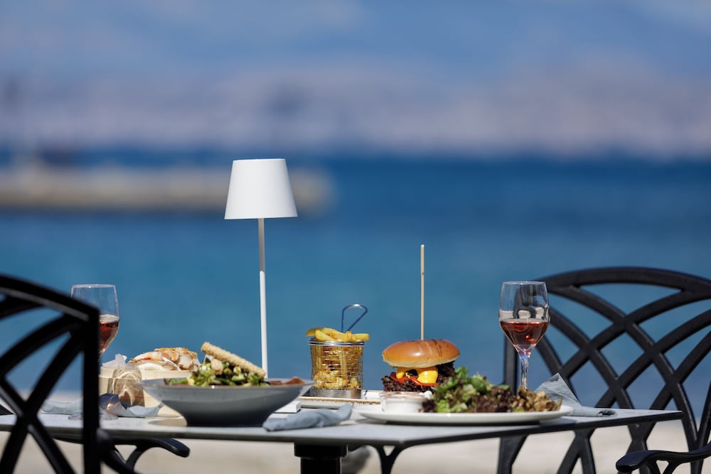 Фото Melina Bay Boutique Hotel