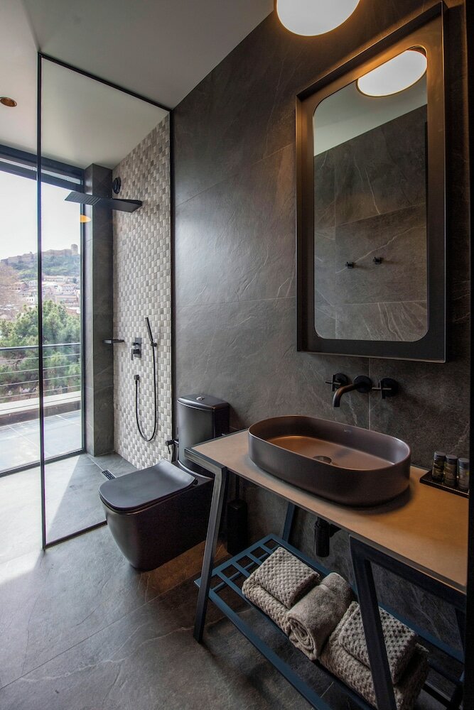 Фото Qarvasla Hotel