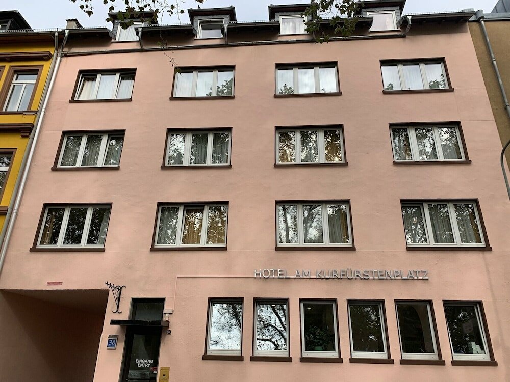 Фото Hotel Am Kurfuerstenplatz - Messe