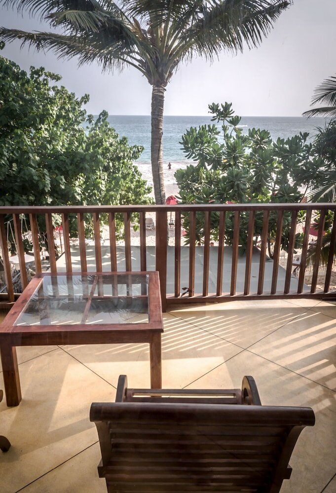 Фото Central Beach Inn