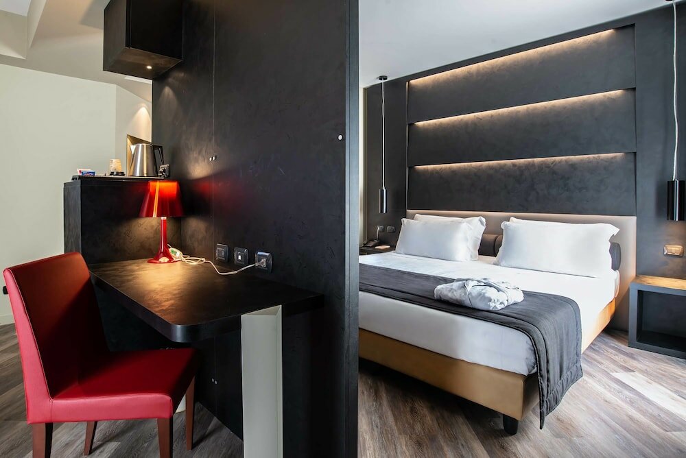 Фото Maranello Palace