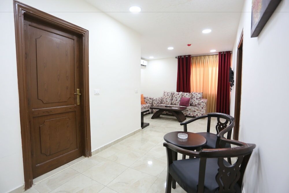 Фото 7Boys Hotel