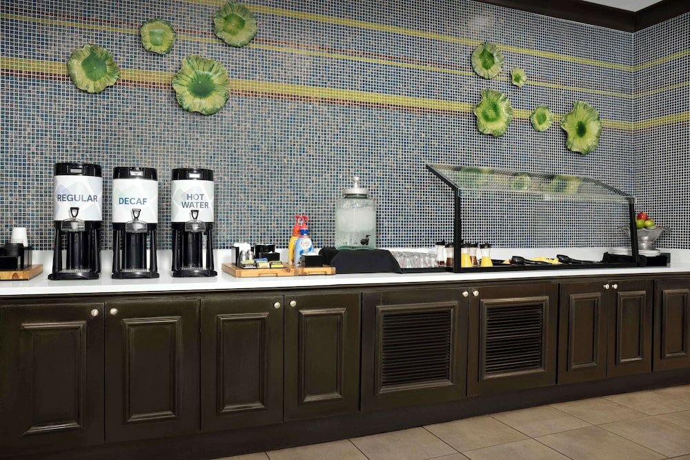 Фото Homewood Suites by Hilton Jacksonville Downtown-Southbank