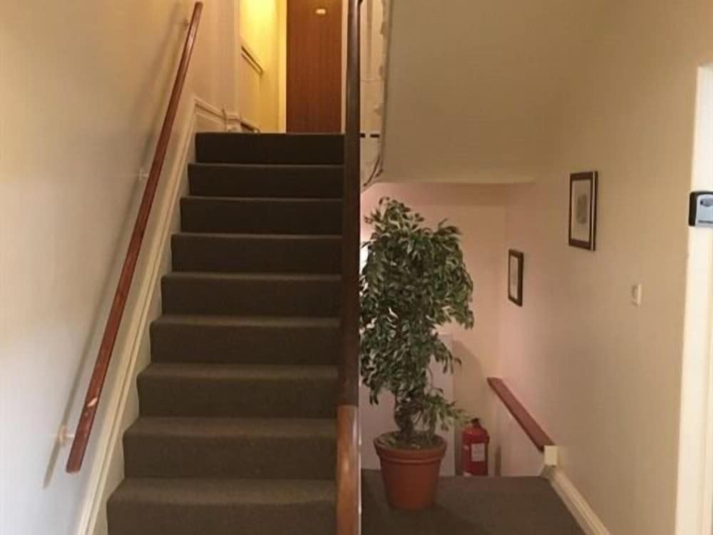 Фото City Centre Guest House - Gloucester Park