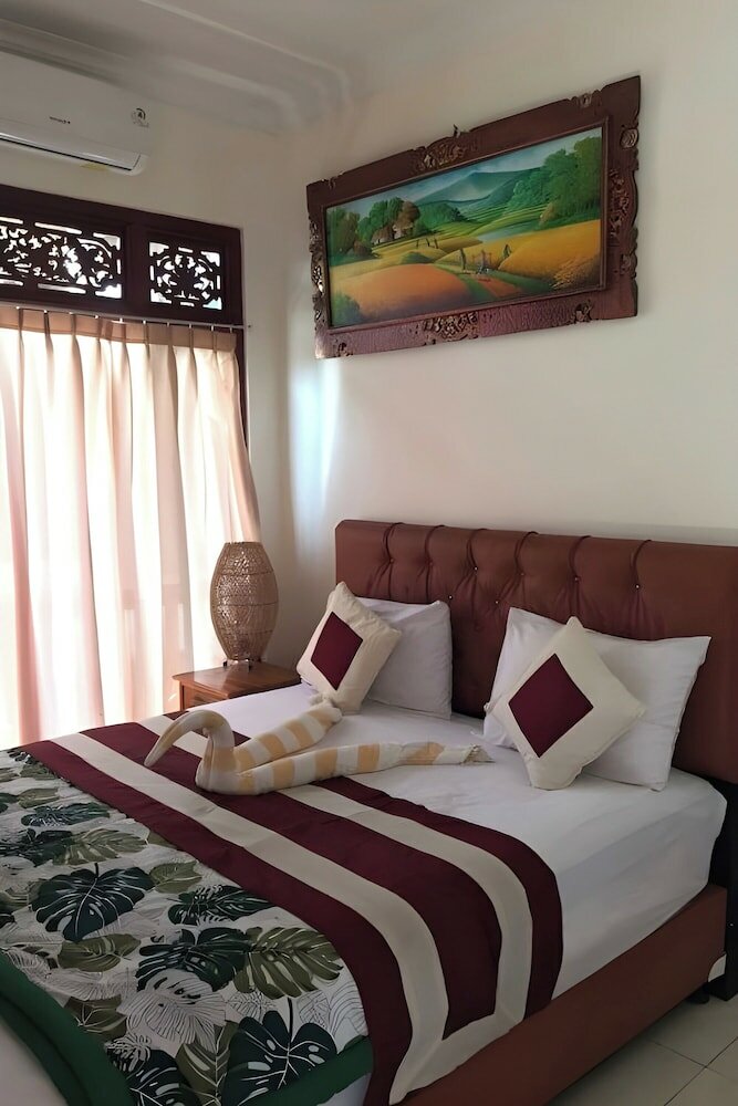 Фото Downtown Monkey Forest - Hostel