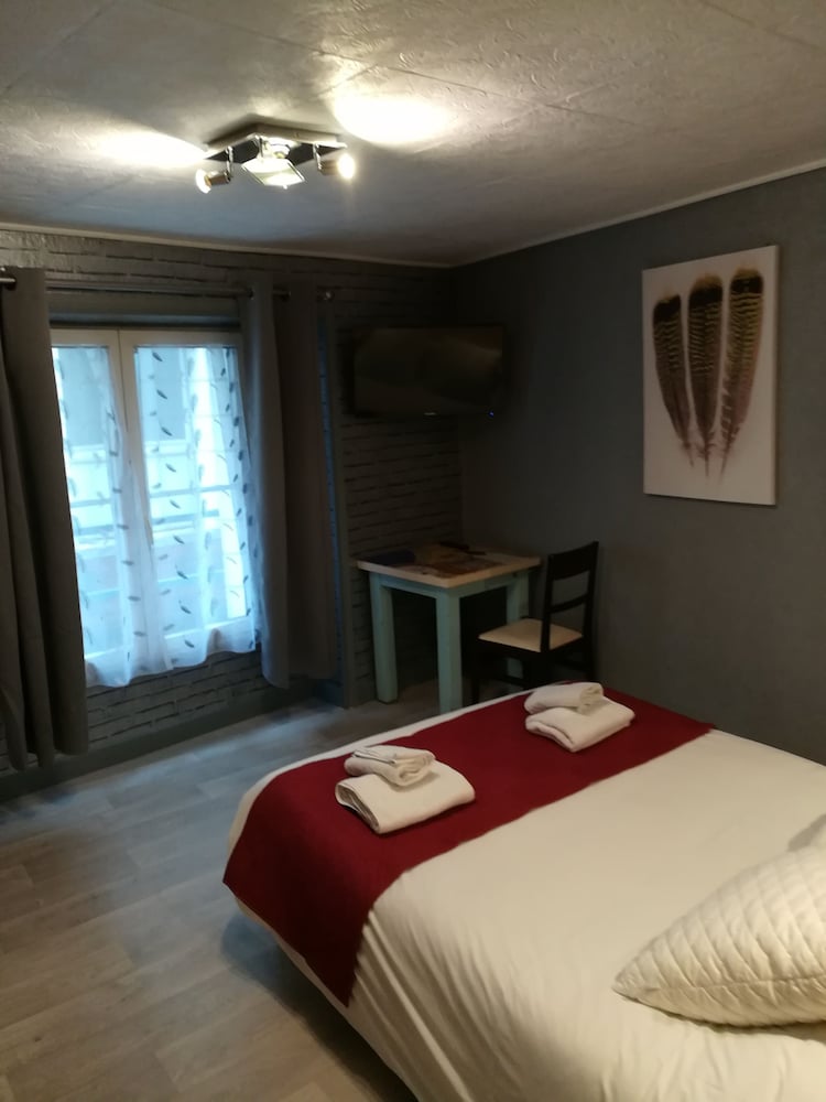 Фото Hôtel Renova