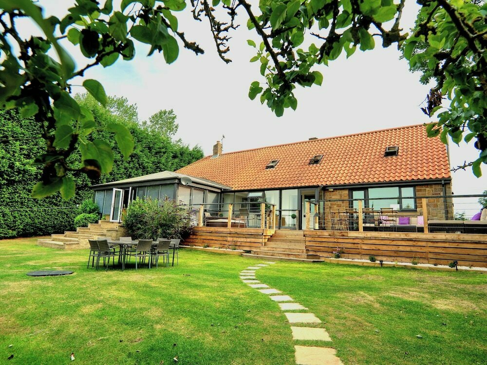 Hotel My Way Guesthouse, England, photo