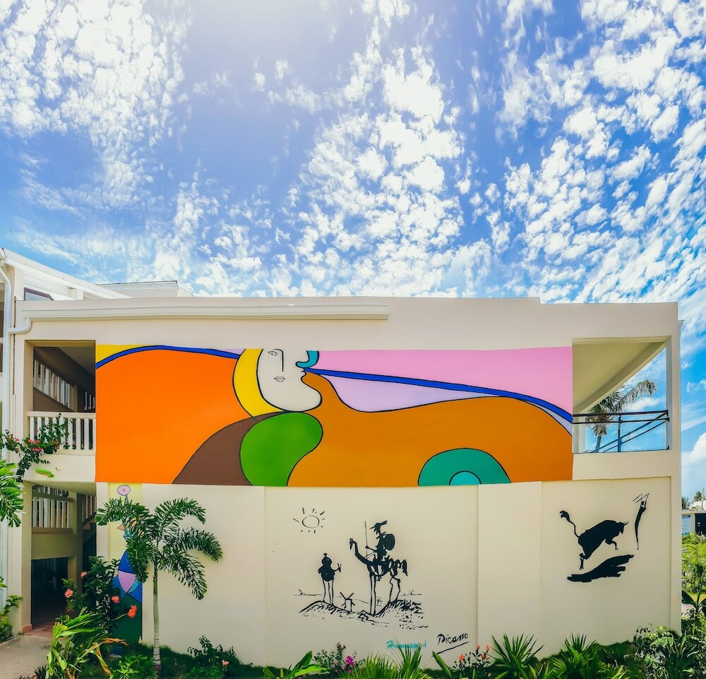 Фото Hommage Hotel & Residences