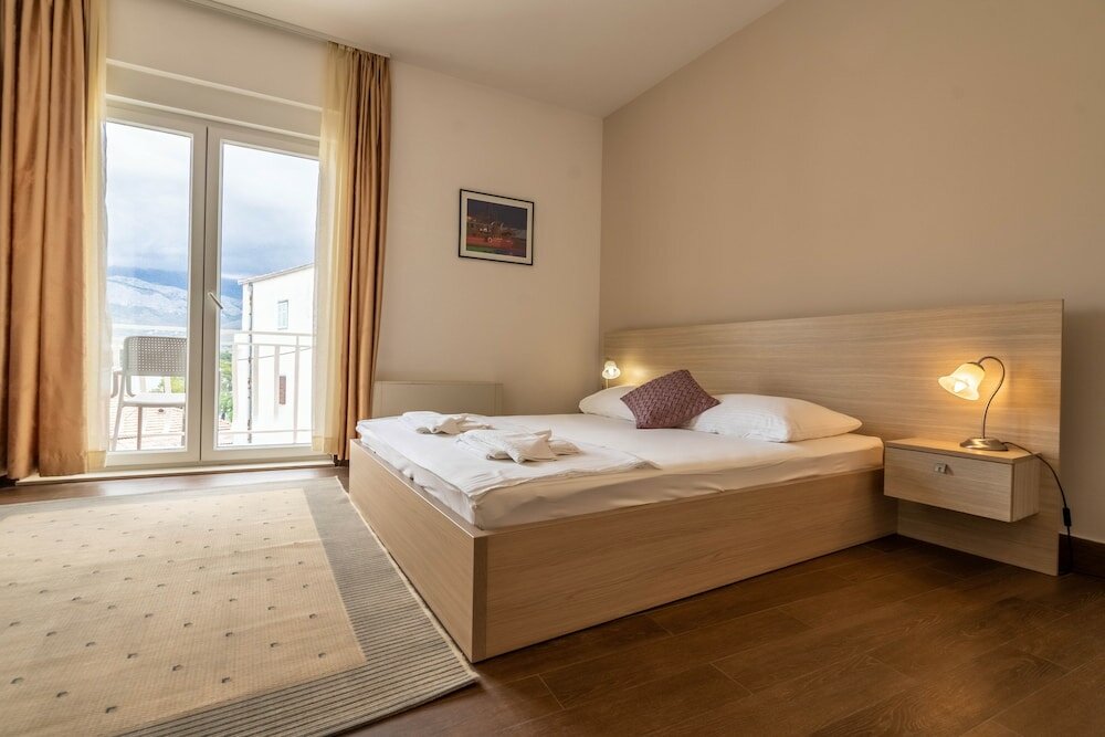 Фото Pansion Epetium