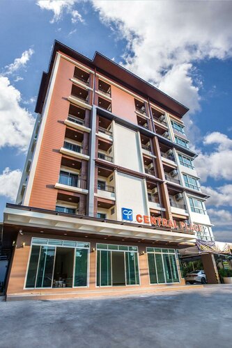 Central Place Serviced Apartment Angsila