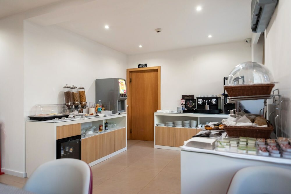 Фото Hotel Canada