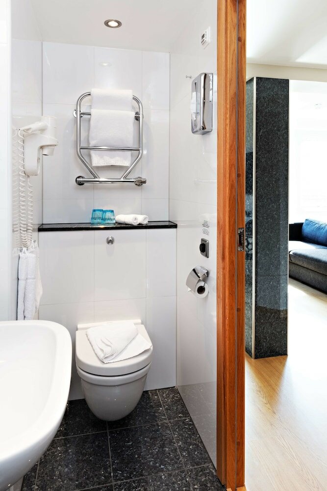 Фото Sure Hotel by Best Western Arena