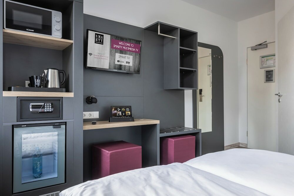 Фото Airport Hotel Dürscheidt