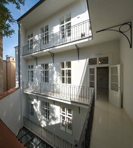 Гостиница Bishop