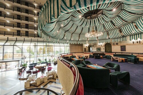 Внешний вид отеля Hotel Holiday в общине Центре, фото 2