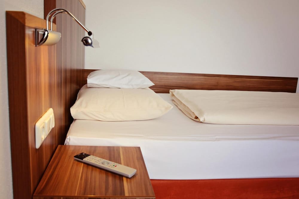 Фото Hotel Meridian - Landshut