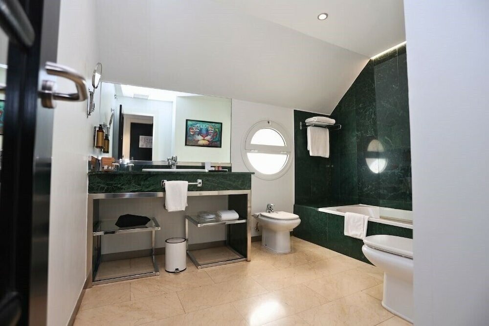 Фото Mariposa Hotel Malaga