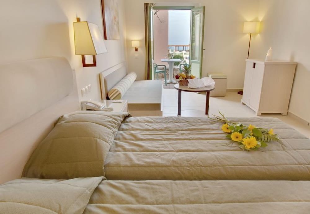 Фото Silva Beach Hotel