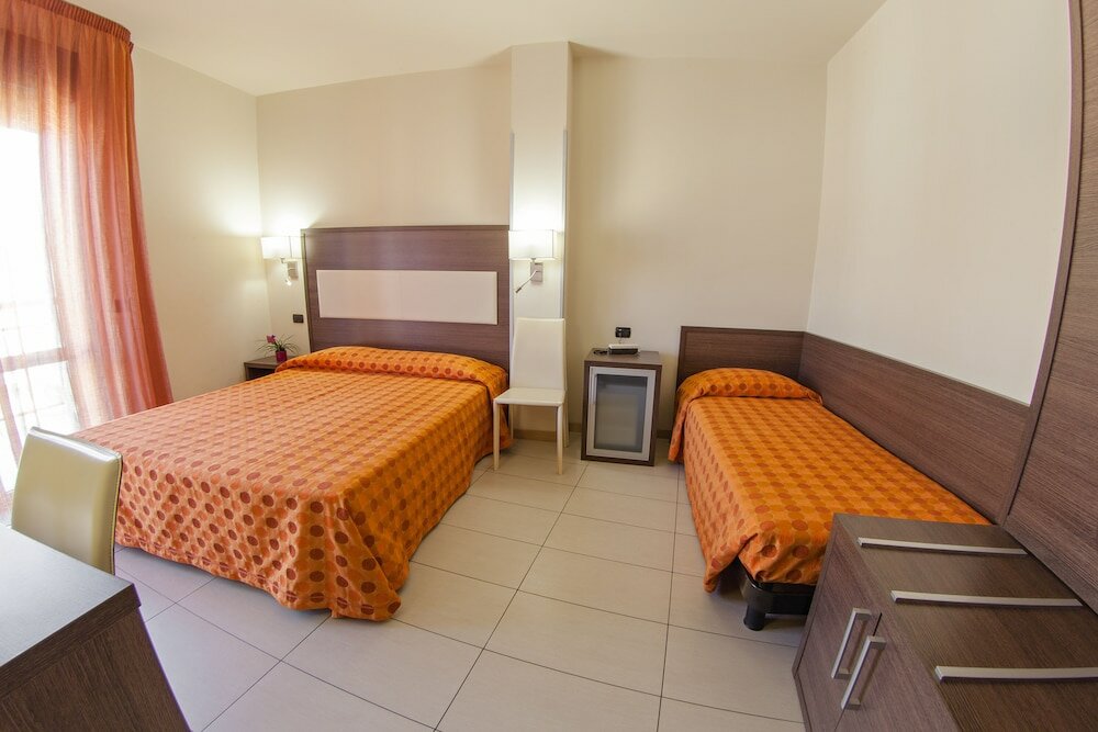 Фото Hotel Taormina