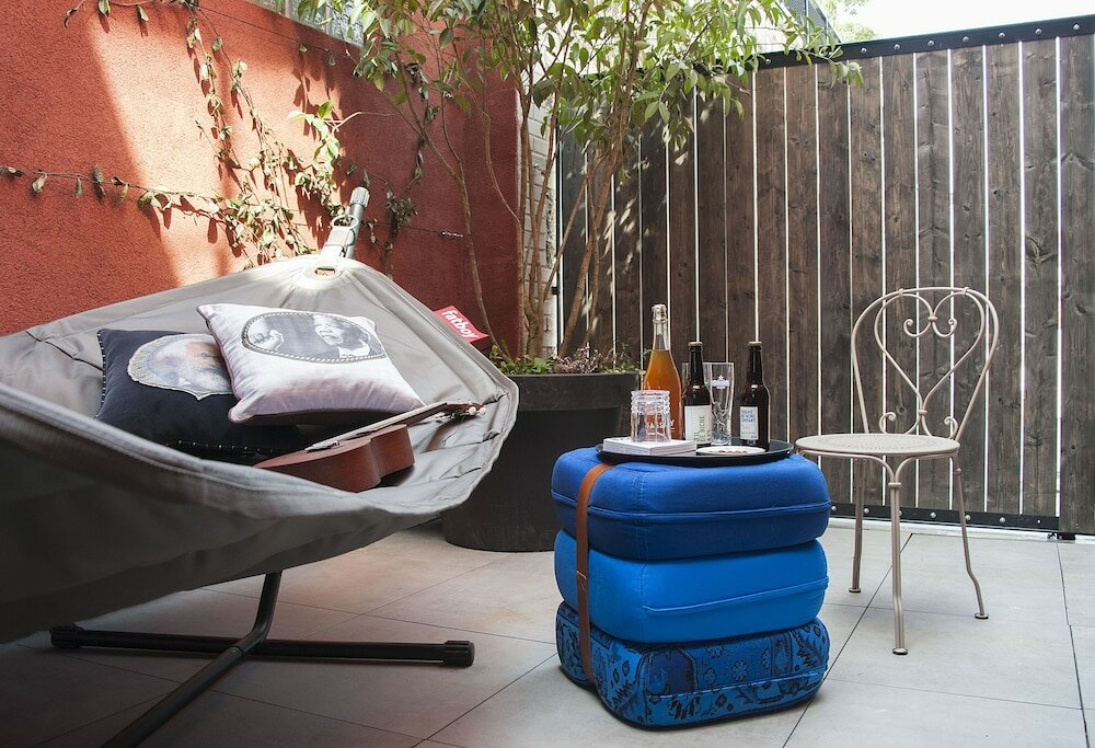 Фото Mob Paris Les Pouches