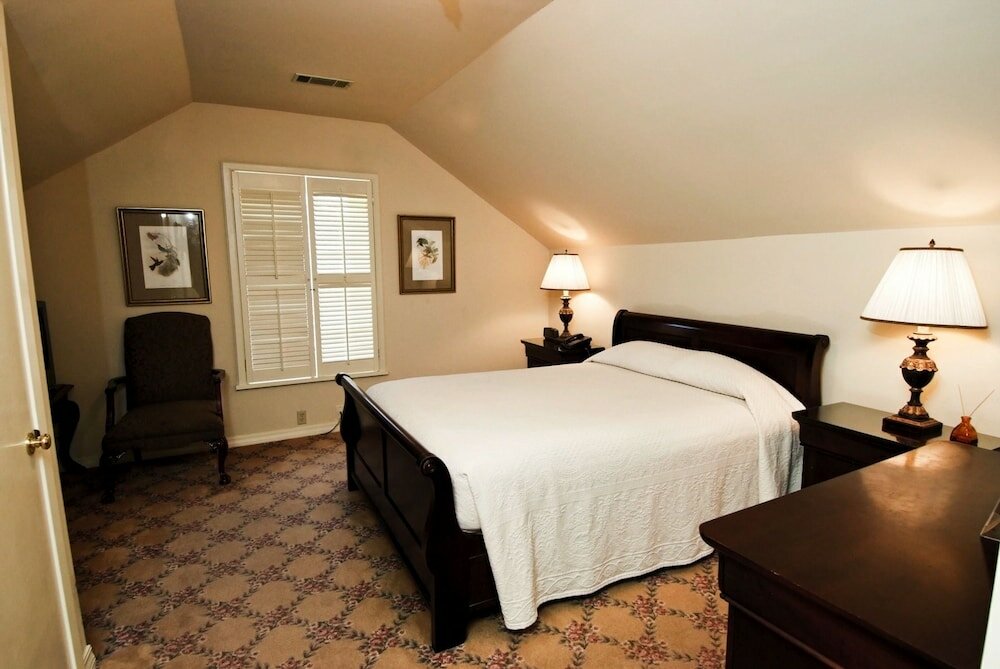 Фото Dunleith Historic Inn