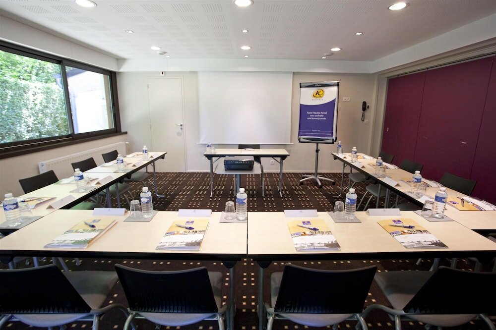 Фото Hôtel Kyriad Rennes Nord