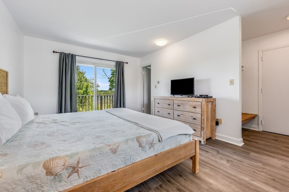 Фото Castle Manor Inn